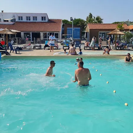 Mobil Sur 4 Etoiles Cap Soleil St Denis D'oleron Кемпинг