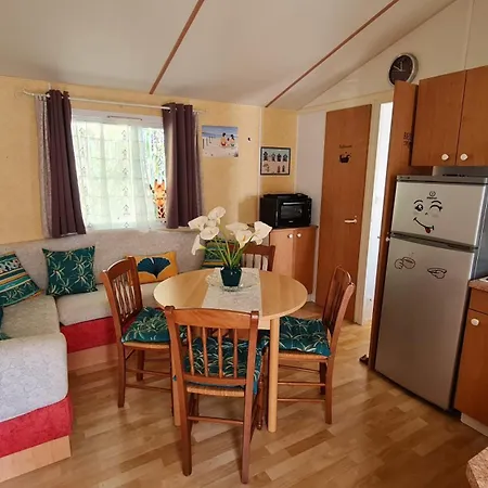 Mobil Sur 4 Etoiles Cap Soleil St Denis D'oleron Кемпинг *